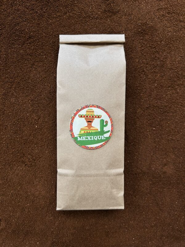 Grains de café bio du Mexique Chiapas, cultivés en altitude par la coopérative El Triunfo Verde