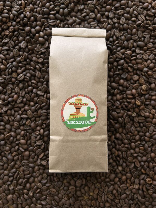 Grains de café bio du Mexique Chiapas, cultivés en altitude par la coopérative El Triunfo Verde